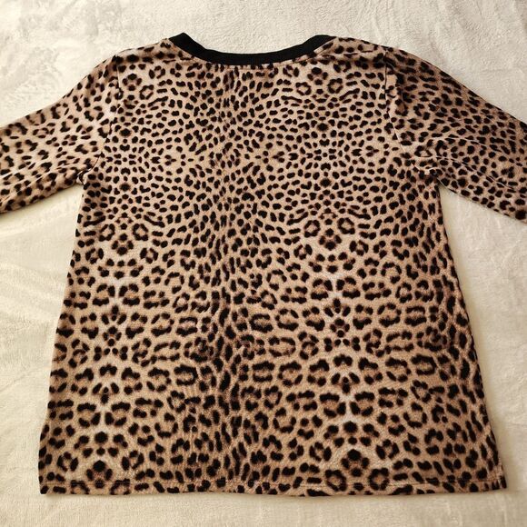 Betsy Johnson Large V Neck Long Sleeve Animal Print Cheetah Pullover Top - Picture 9 of 10